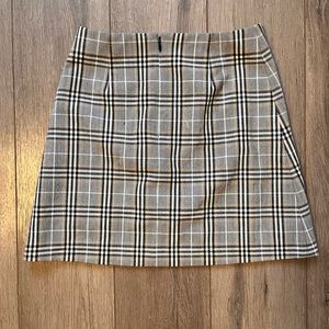 Aritzia Wilfred Skirt